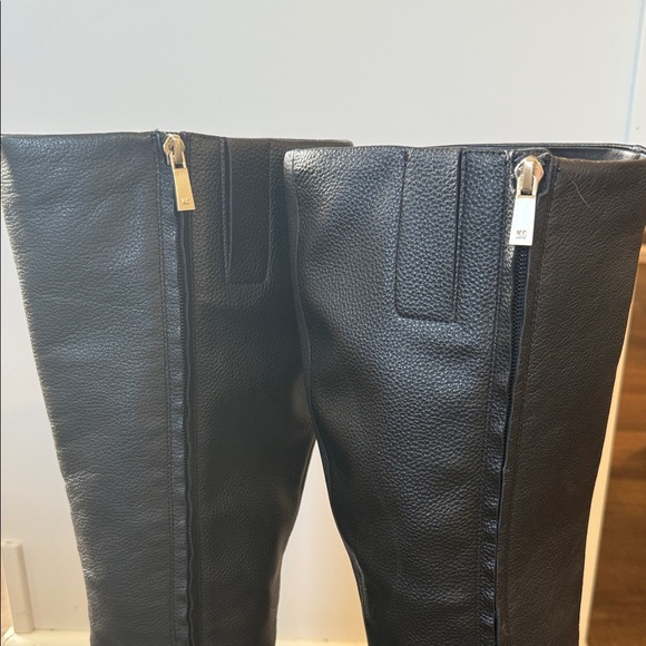 Kenneth Cole New York Justin Black Heeled Boots - Picture 4 of 16